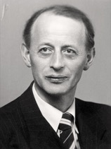 Aabrek, Kjell Gjøstein