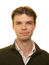 Ytrevik, Sebastian Saltrø