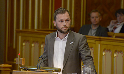Audun Lysbakken på talerstolen under Stortingets spørretime