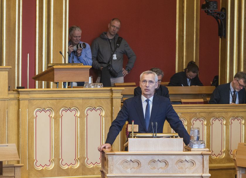Finansminister Jens Stoltenberg holder finanstalen osndag 15.10.2025 og legger da frem Regjeringens forslag til statsbudsjett. Foto: Stortinget/Peter Mydske
