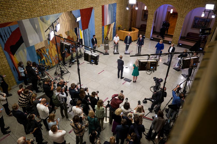 Partilederrunden på Stortinget under valgnatt 2021.