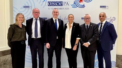 The Storting’s delegation to the OSCE PA 2025-2029. Left to right: Ruth Mariann Hop, Frode Jacobsen, Marius Arion Nilsen, Maria Aasen-Svensrud, Bård Hoksrud and Mahmoud Farahmand. Photo: Storting.