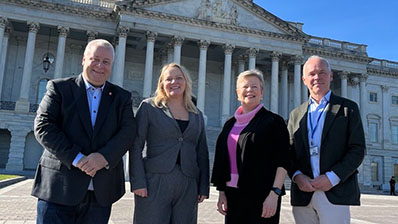 Bård Hoksrud, Mona fagerås, Siv Mossleth og Jan Tore Sanner observerte valget i USA. Foto: Stortinget.