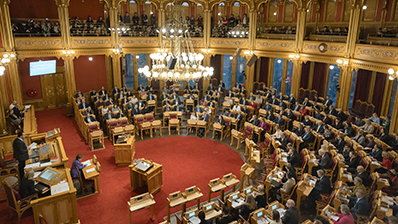 Full stortingssal under voteringen om abortloven 3. desember 2024. Foto: Stortinget.
