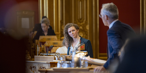 Ingrid Liland (MDG) i debatten etter at finansminister Jens Stoltenberg hadde holdt finanstalen i Stortinget 15. oktober 2025