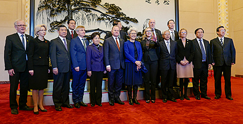The head of the Foreign Affairs Committee in the National People’s Congress, Fu Ying, led the meeting with the Nordic and Baltic parliamentary presidents at the congress. Other committee leaders also participated. Photo: Storting.
