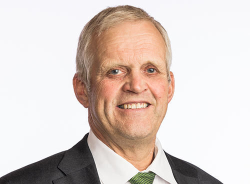 Nils T. Bjørke.