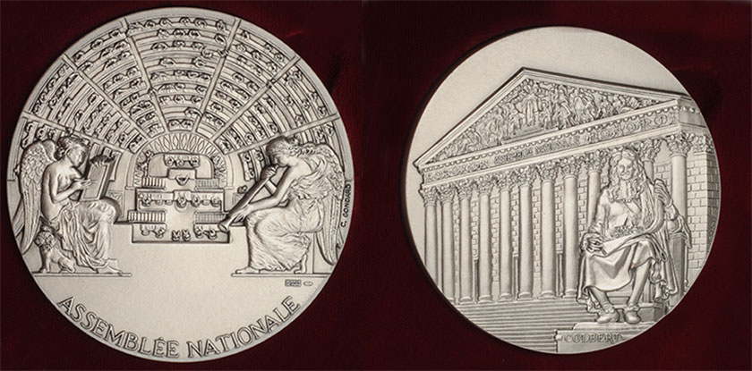 Medalje med motiv av den franske nasjonalforsamlingen sett med teksten: «Assemblée Nationale». På den andre siden motiv av parlamentsbygningen sett utenfra med en statue av Colbert i forgrunnen. Medaljen er signert C. Gondard. Anledning ukjent. 