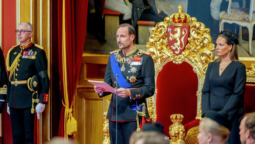 Den høytidelige åpning av det 171. storting i 2026. H.M. Kong Haakon VIII og H.K.H. Kronprinsesse Ingrid Alexandra.