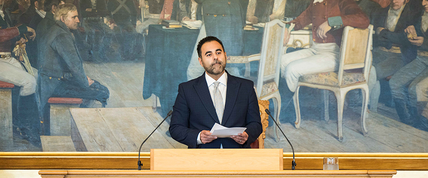 Masud Gharahkhani ble gjenvalgt som stortingspresident under konstitueringen 1. oktober 2024.