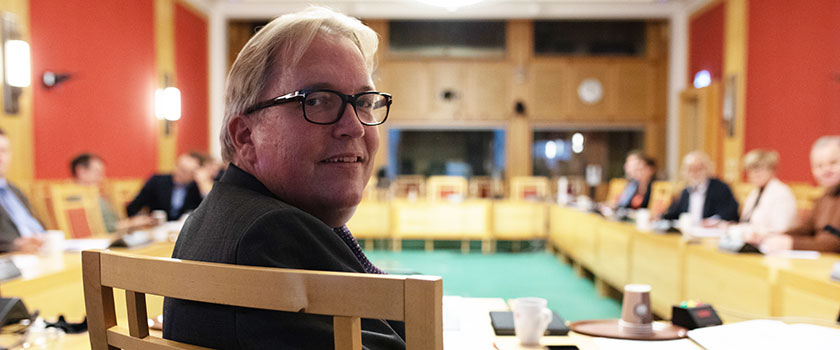 Sverre Myrli (A), leder av den forberedende fullmaktskomité. Foto: Stortinget.