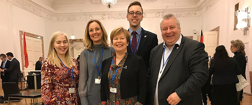 The Storting’s delegation to OSCE PA’s Winter Meeting consisted of Mari Holm Lønseth, Torill Eidsheim, Siv Mossleth, Nicholas Wilkinson, Bård Hoksrud and Kari Henriksen (absent when the photo was taken). Photo: Storting.