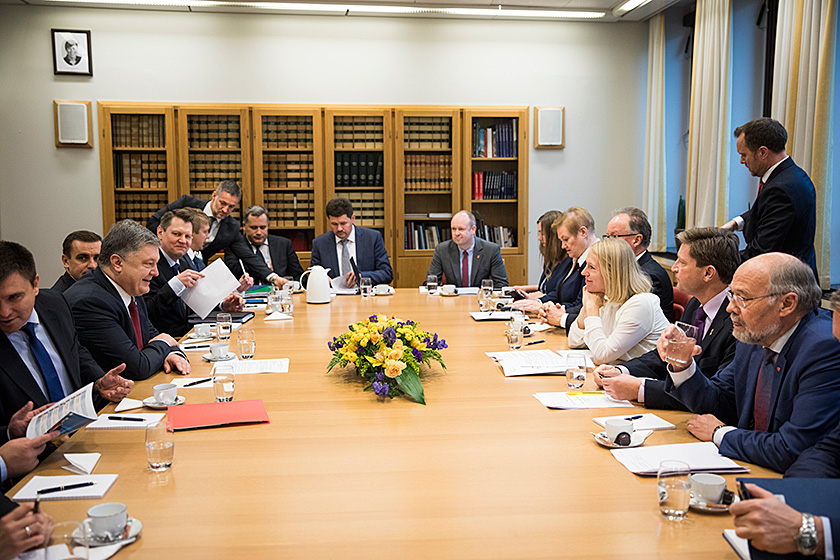 Ukrainian President Petro Poroshenko meeting the Standing Committee on Foreign Affairs and Defence. Photo: Storting.