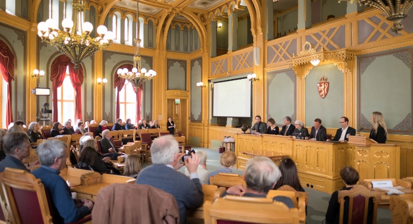 Foto fra fagseminar om arkitektur og demokrati i Lagtingssalen.og 