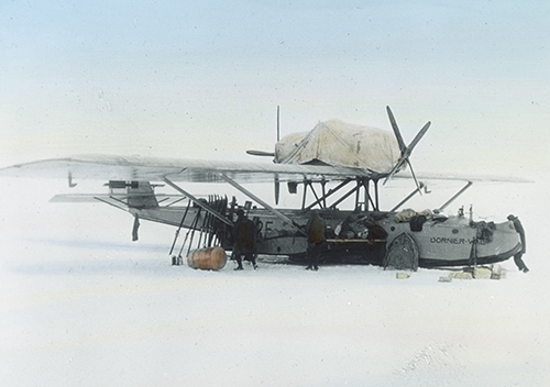 Polarekspedisjon: Sjøflyet N25 fotografert i Ny-Ålesund i 1925.